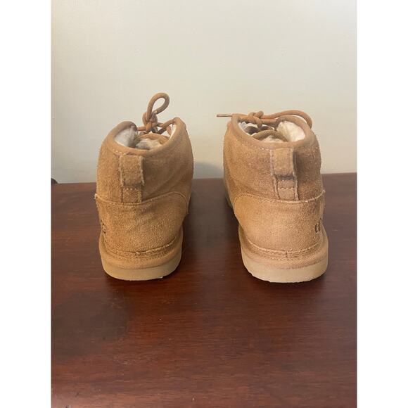 UGG Women’s Boot Brown Suede Low Top Size 5 - Picture 3 of 9